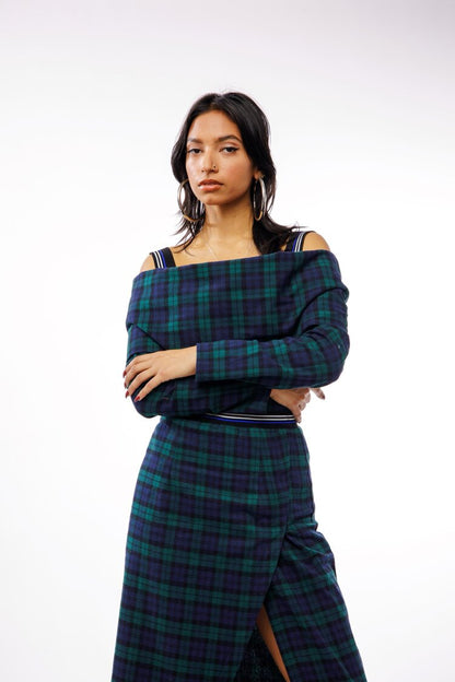 1ST AVE OFF THE SHOULDER TOP: NAVYGREEN PLAID